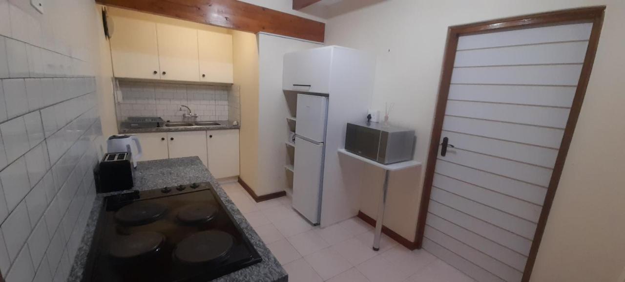 Impala Suite -Entire Unit- 2 Bedroom With 1 Ensuite Bathroom Ladysmith Bagian luar foto