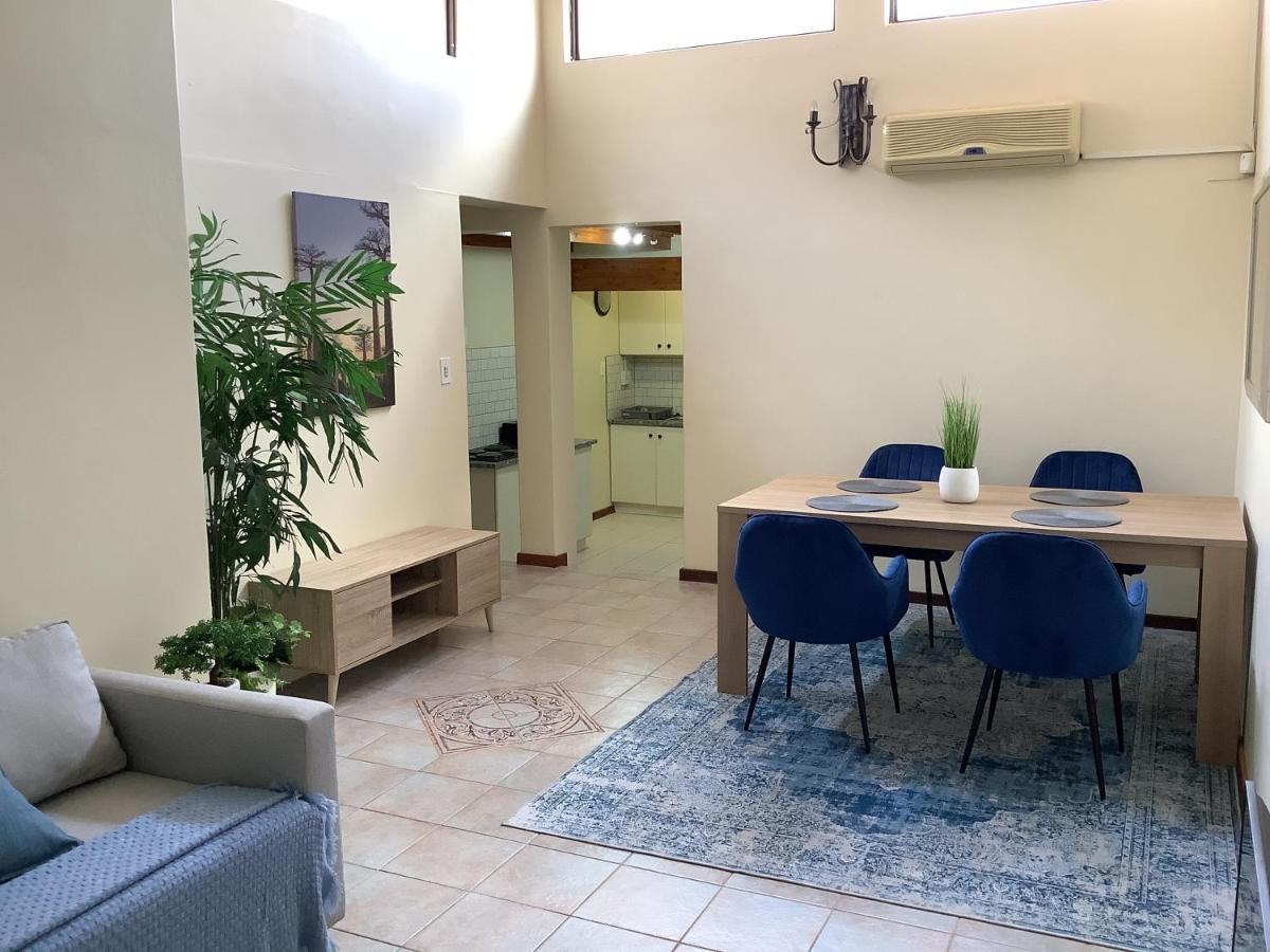 Impala Suite -Entire Unit- 2 Bedroom With 1 Ensuite Bathroom Ladysmith Bagian luar foto